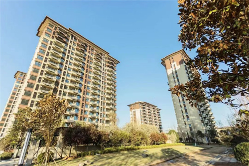 ‘大’有所享丨現(xiàn)房大平層，啟幕曲阜大室時(shí)代